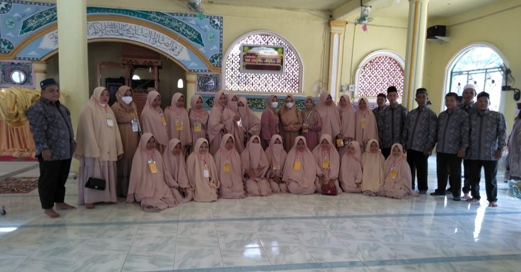 $rows[judul]